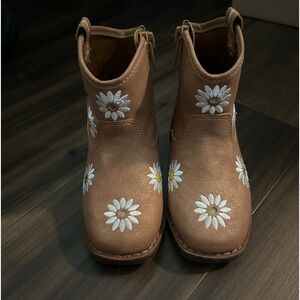 Light-Up Daisy Cowgirl Boots